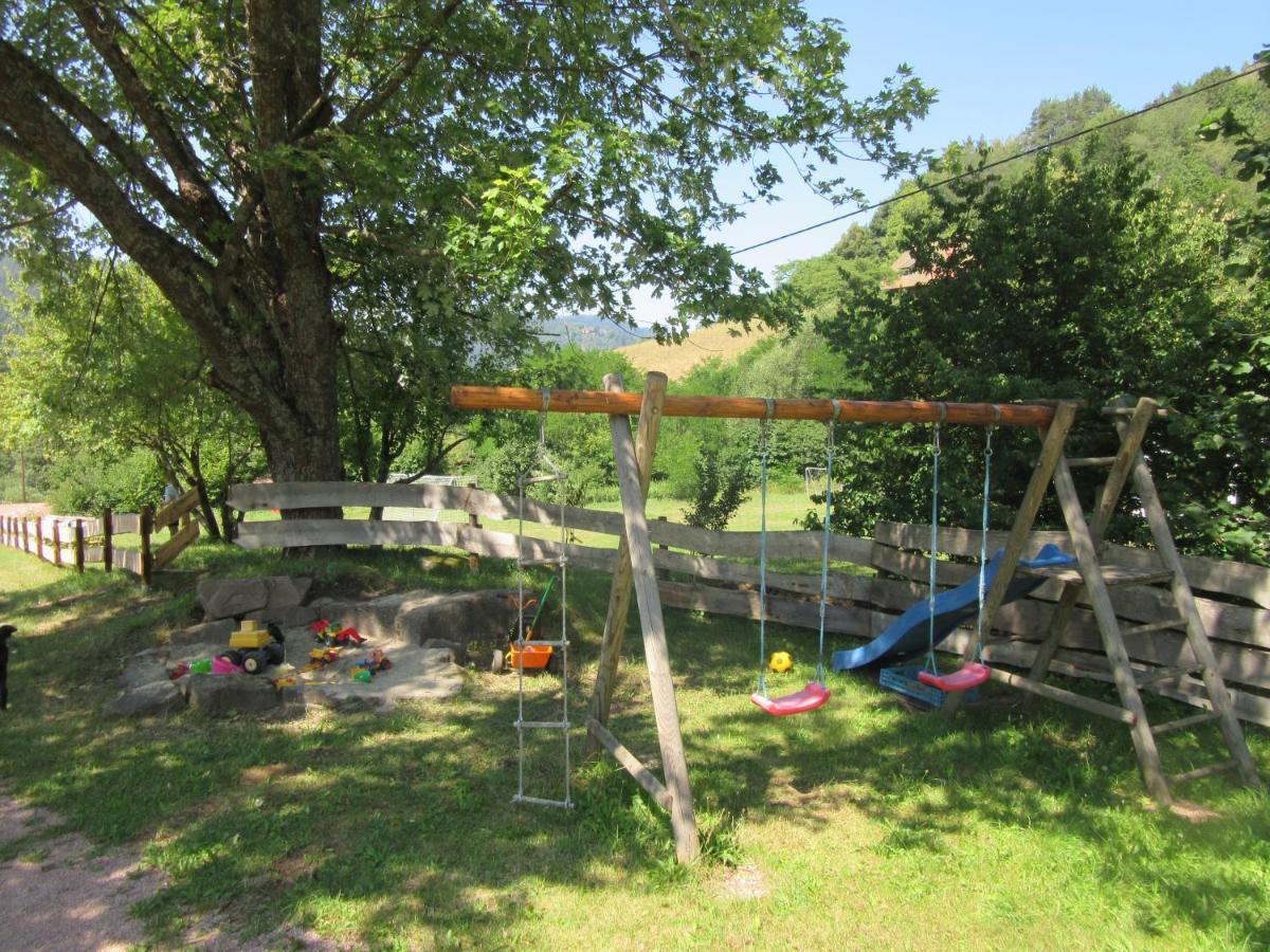 Ferienwohnungen Schwabenhof 施拉姆贝格 外观 照片